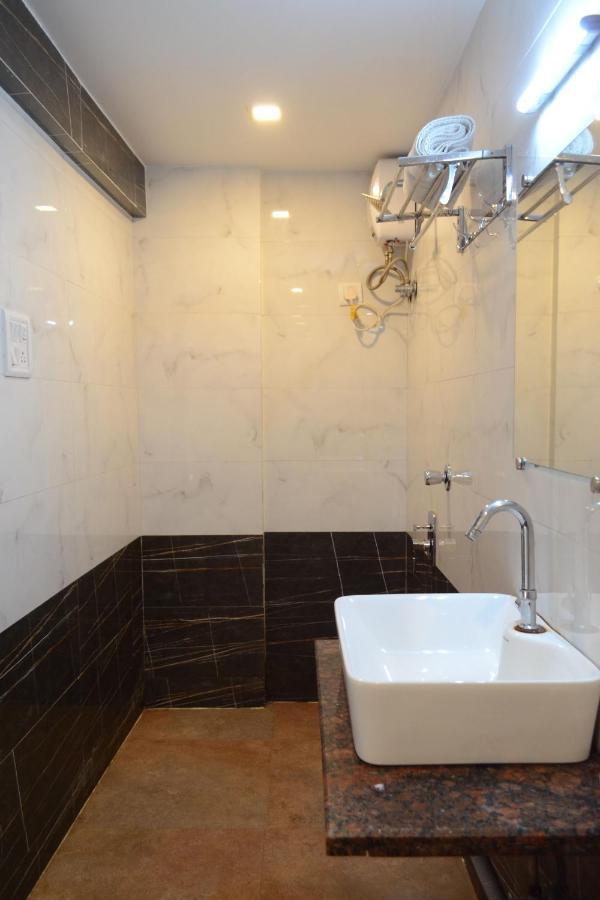 Baramati Stays Navi Mumbai Buitenkant foto