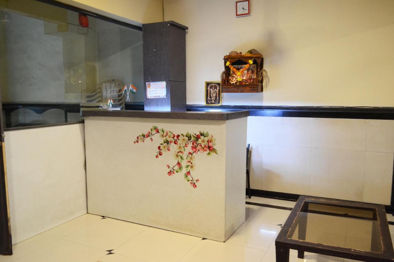 Baramati Stays Navi Mumbai Buitenkant foto